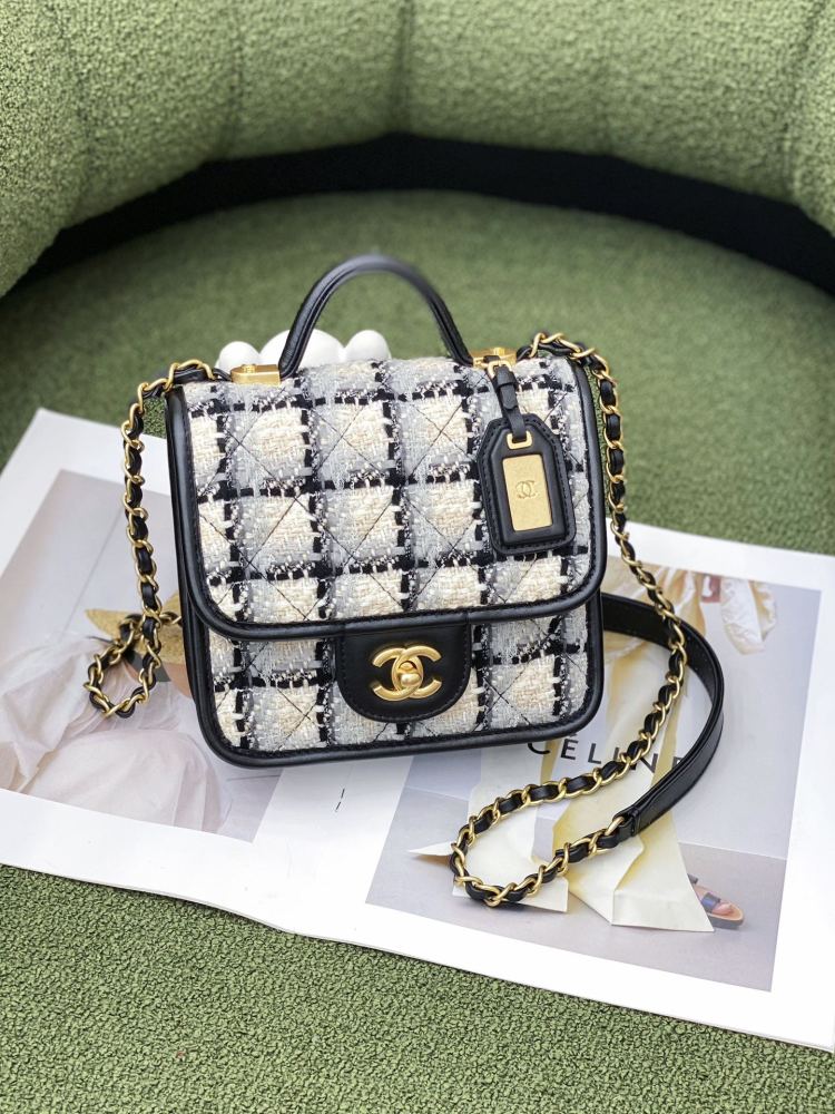 Chanel  2022SS Handle Flap Bag/Messenger Bag 22K AS3652 Mirror Boutique