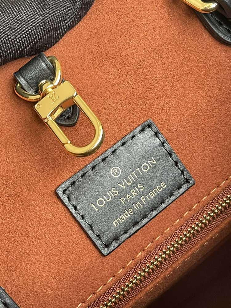 Louis Vuitton Onthego MM M45595 mirror boutique