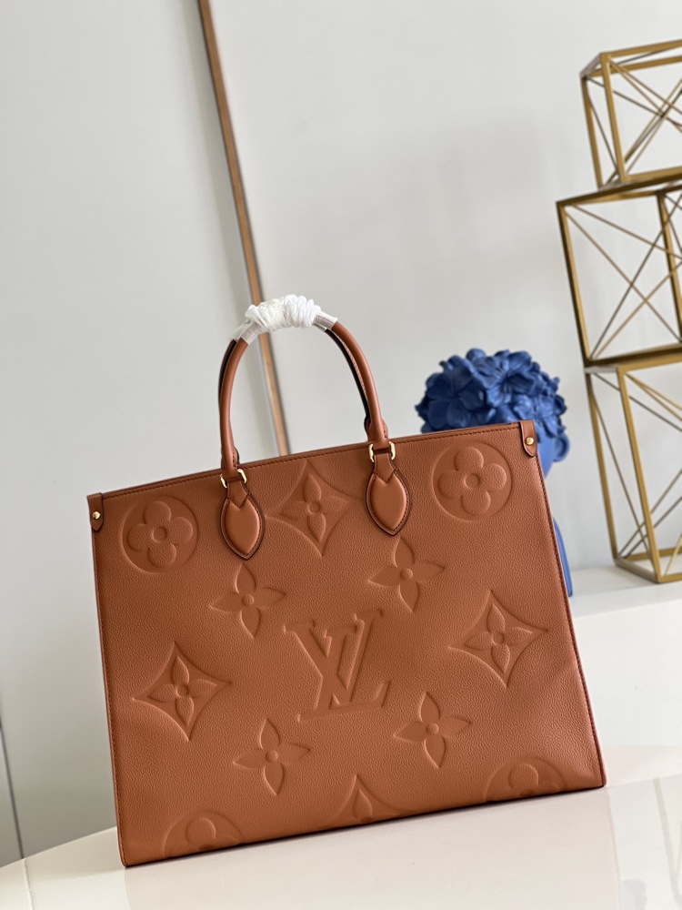 Louis Vuitton Onthego GM M44925 mirror boutique