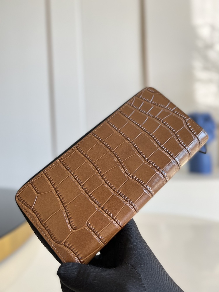 Louis Vuitton Twist wallet M81830 mirror boutique
