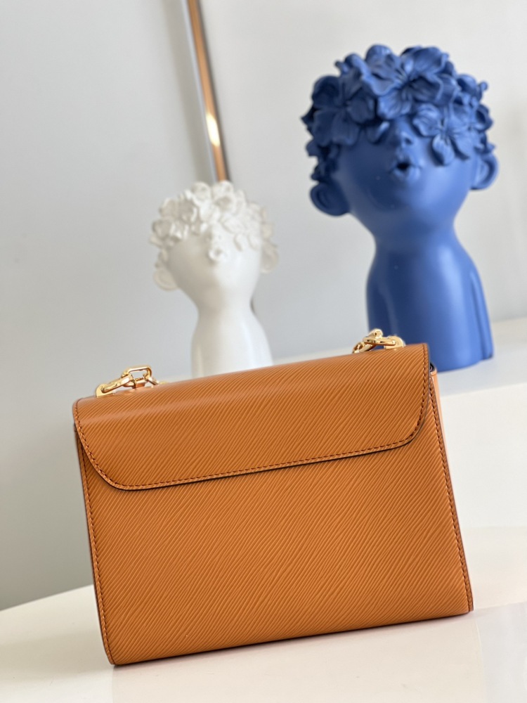 Louis Vuitton Twist MM M50282 Mirror boutique