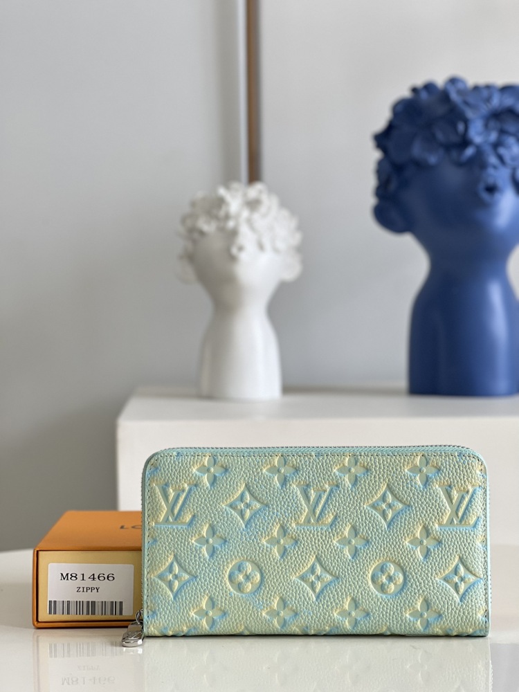 Louis Vuitton Capucines wallet M61249 mirror boutique