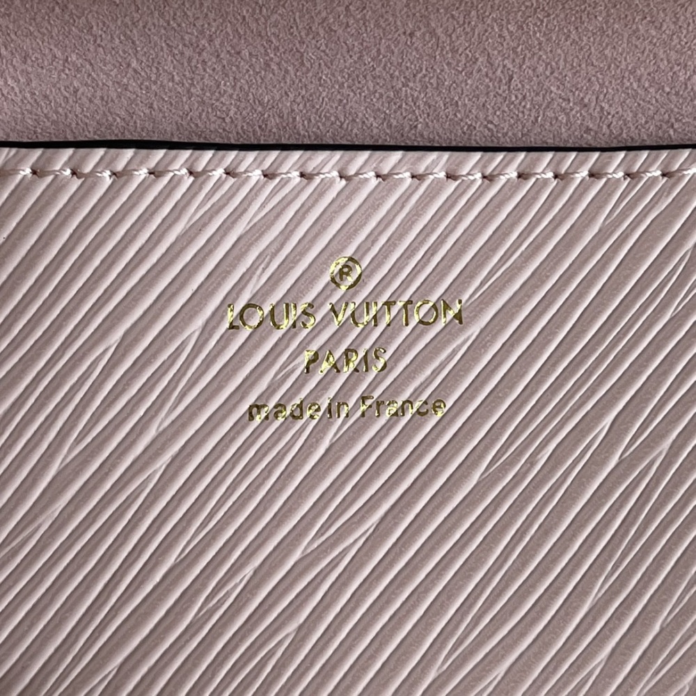 Louis Vuitton Twist MM M50282 Mirror boutique