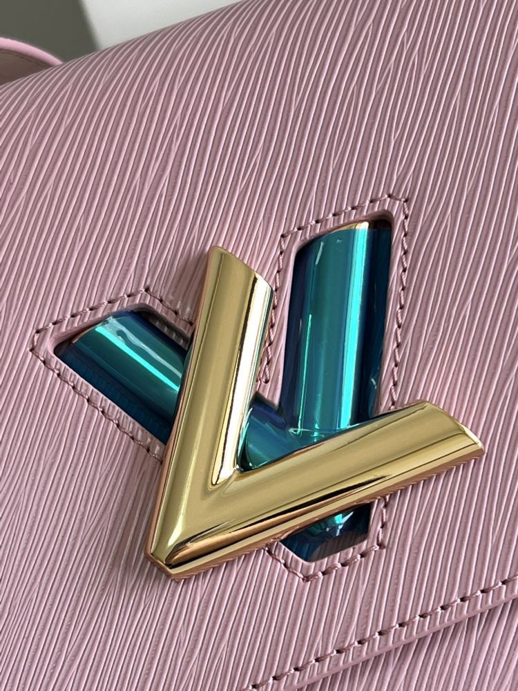 Louis Vuitton Twist MM M20802Mirror boutique