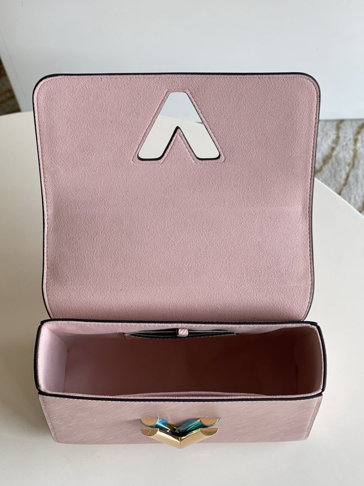Louis Vuitton Twist MM M50282 Mirror boutique