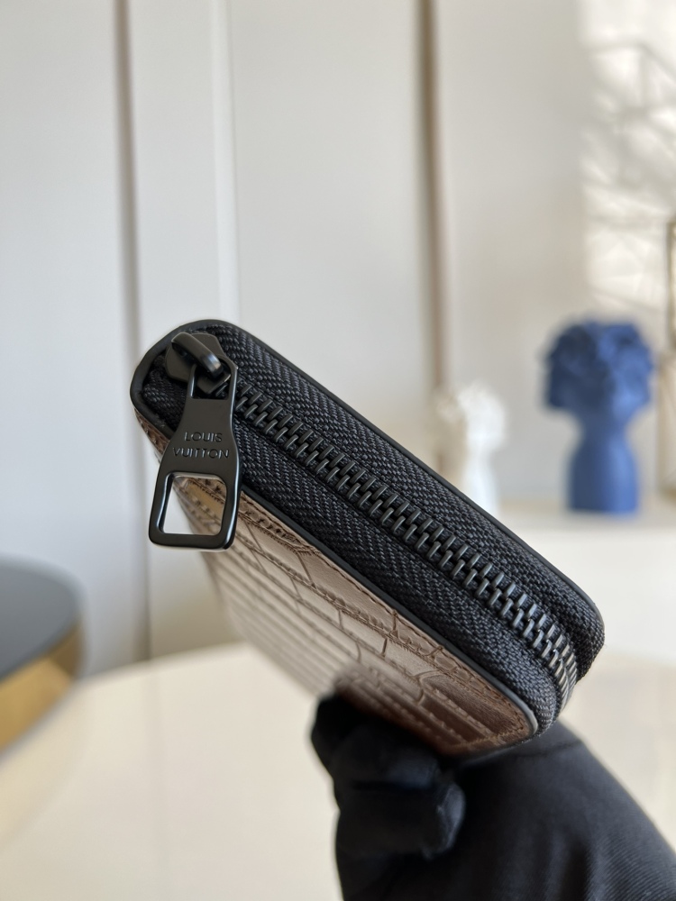 Louis Vuitton Twist wallet M81830 mirror boutique