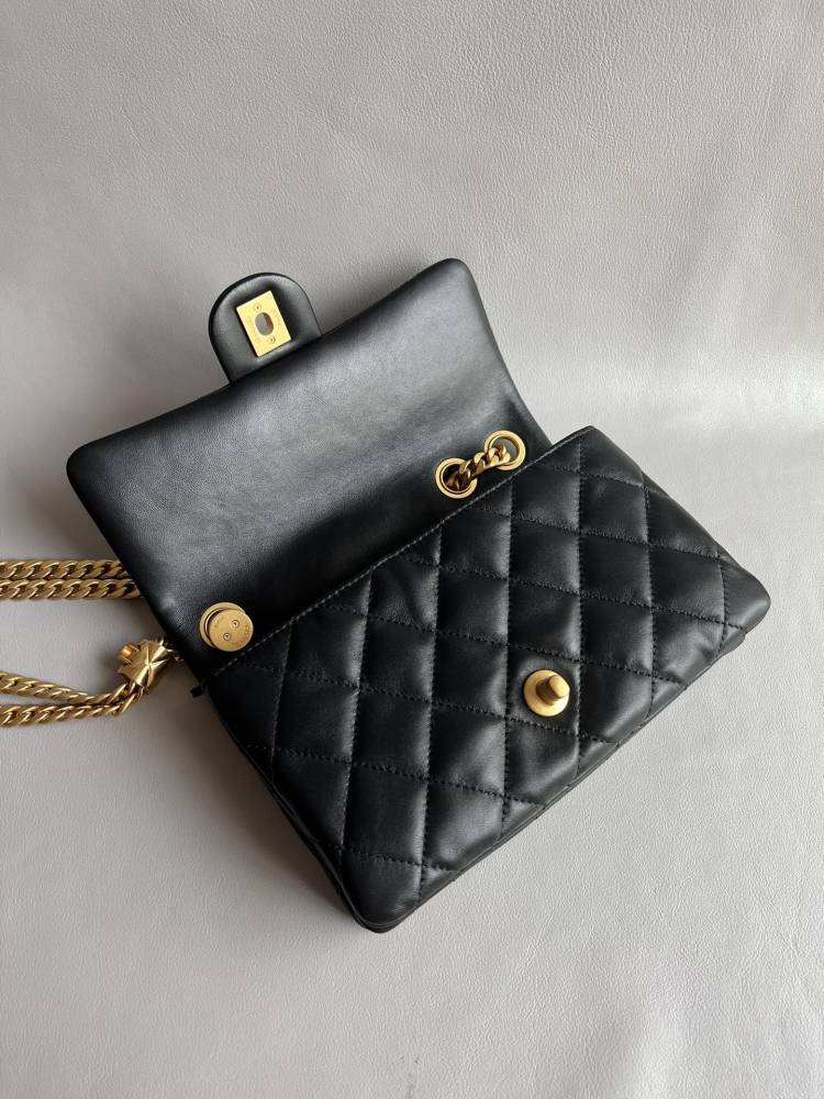 Chanel 22P GR Golden column adjustment, wind piano handbag MM Genuine level（99%）
