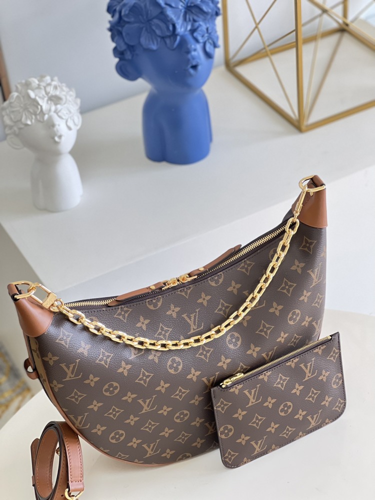 Louis Vuitton Loop M46311 mirror boutique