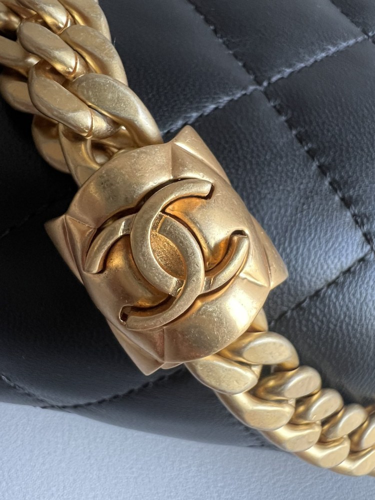 Chanel 22P GR Golden column adjustment, wind piano handbag GM Genuine level（99%）