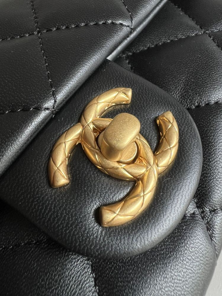 Chanel 22P GR Golden column adjustment, wind piano handbag GM Genuine level（99%）