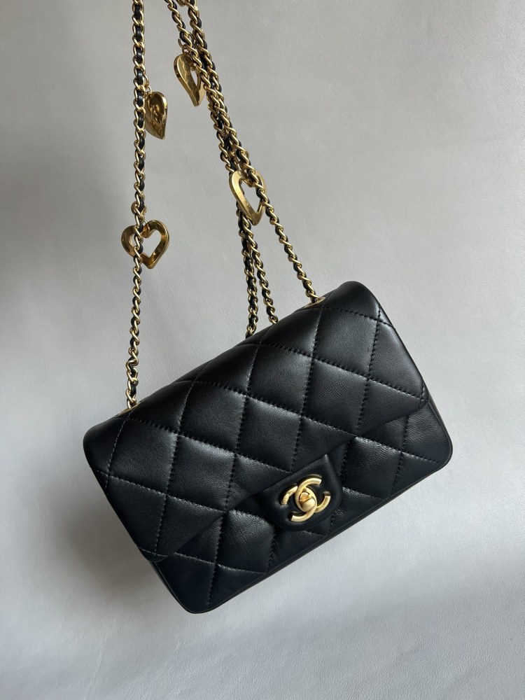 Chanel 22B GR Heart Pendant CF GM Genuine level（99%）