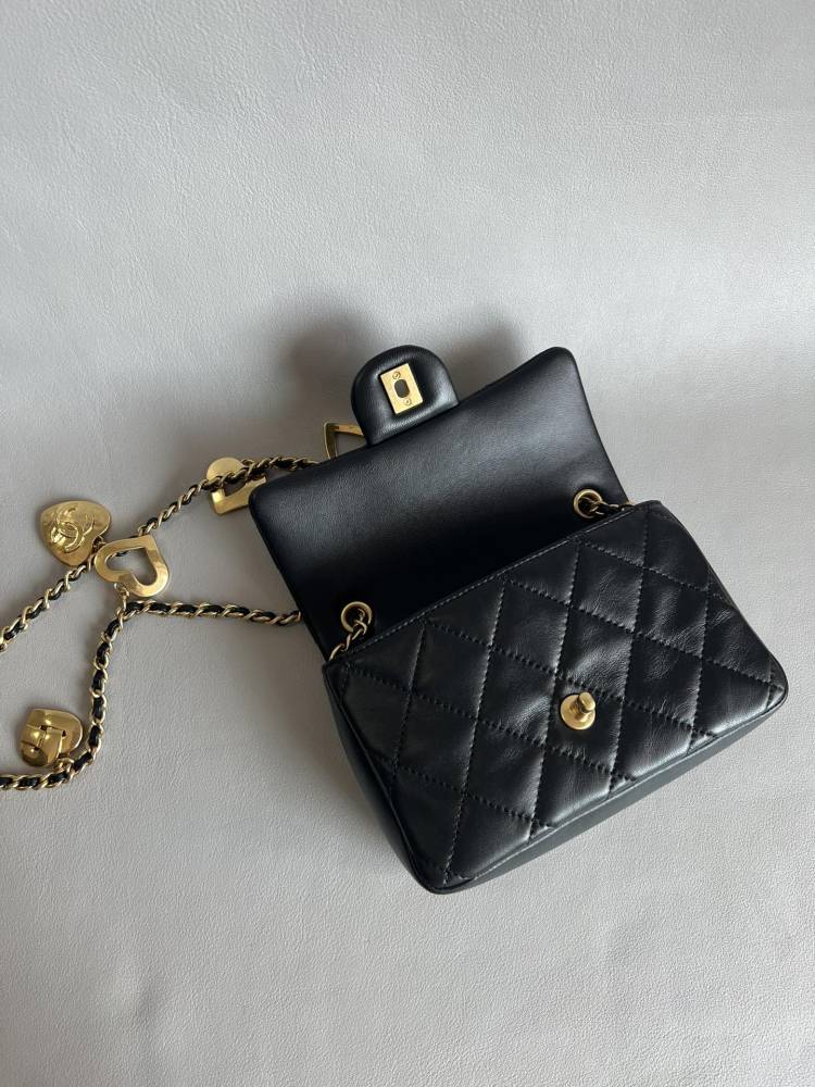 Chanel 22B GR Heart Pendant CF MM Genuine level（99%）
