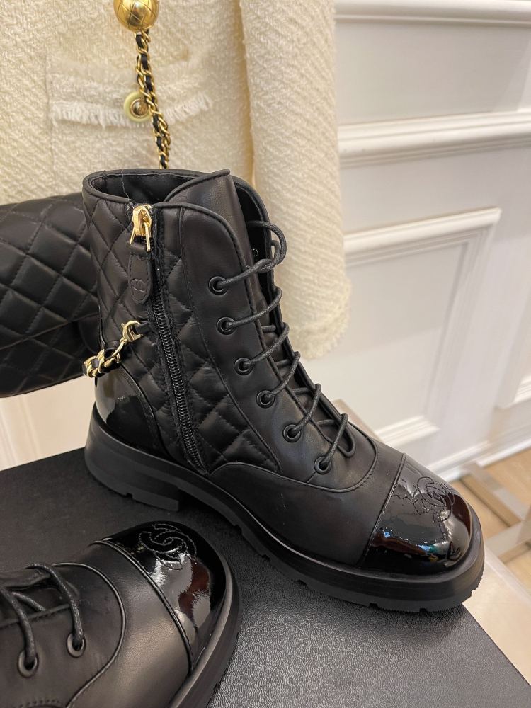 Chanel 22ss new  boots