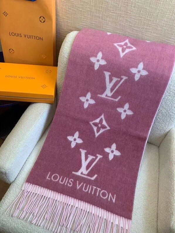 Louis Vuitton scarf