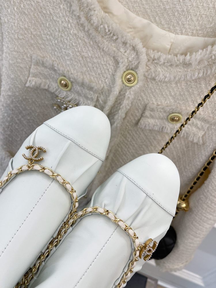Chanel 22SS chain boots