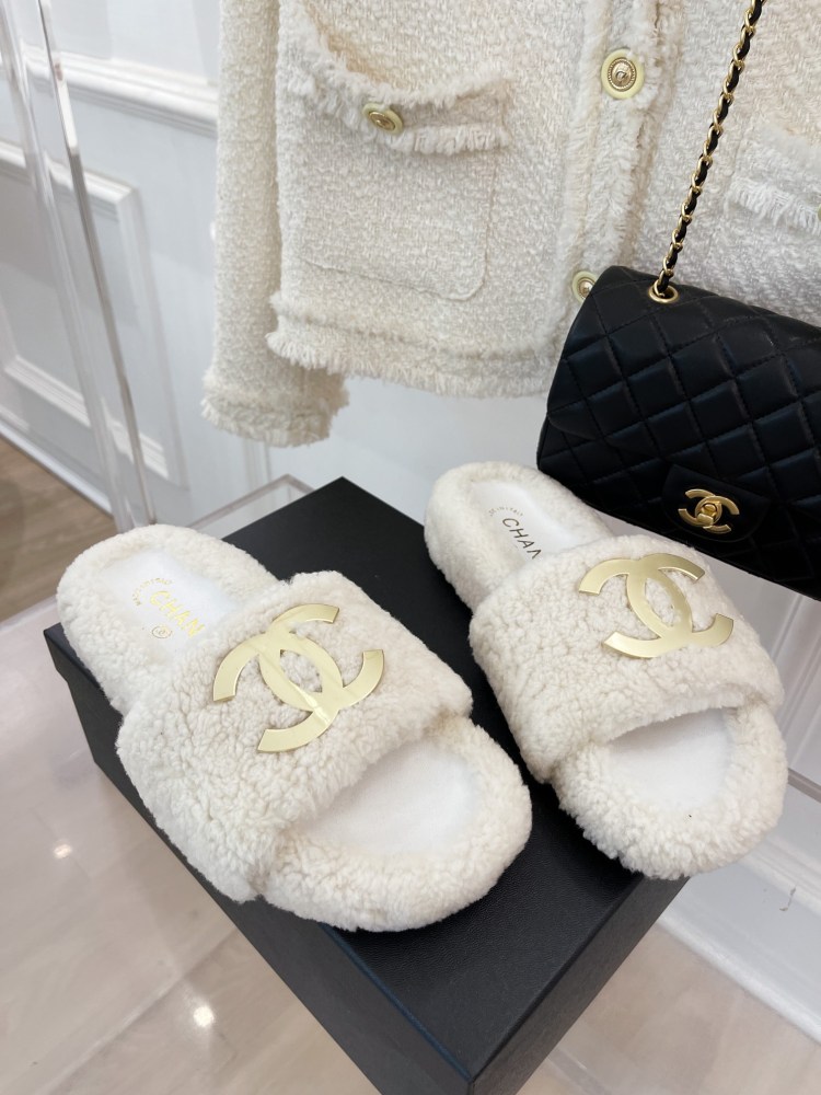 Chanel Double C  slippers
