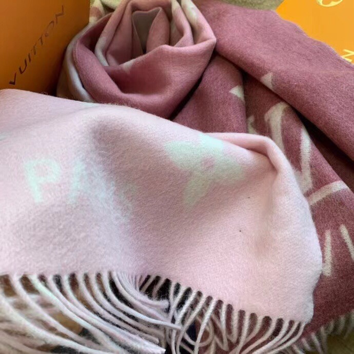 Louis Vuitton scarf