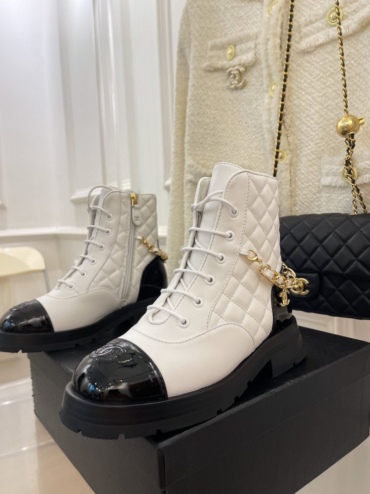 Chanel 22ss new  boots