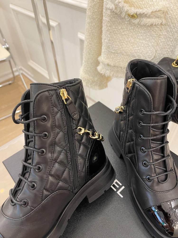 Chanel 22ss new  boots