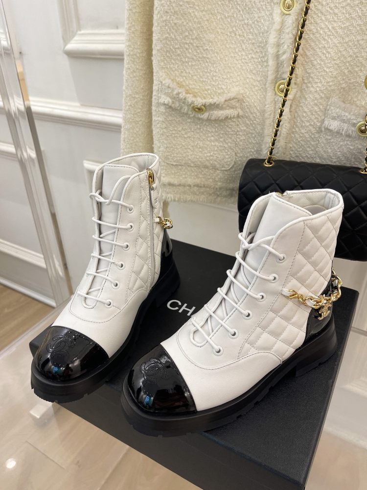 Chanel 22ss new  boots