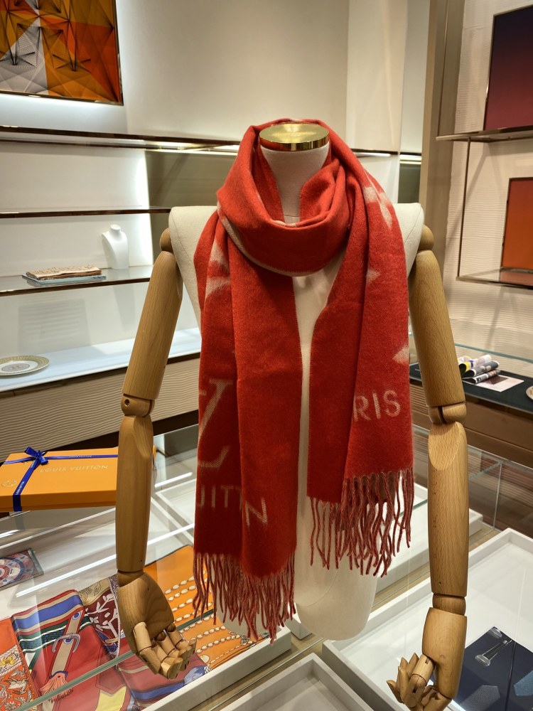 Louis Vuitton scarf