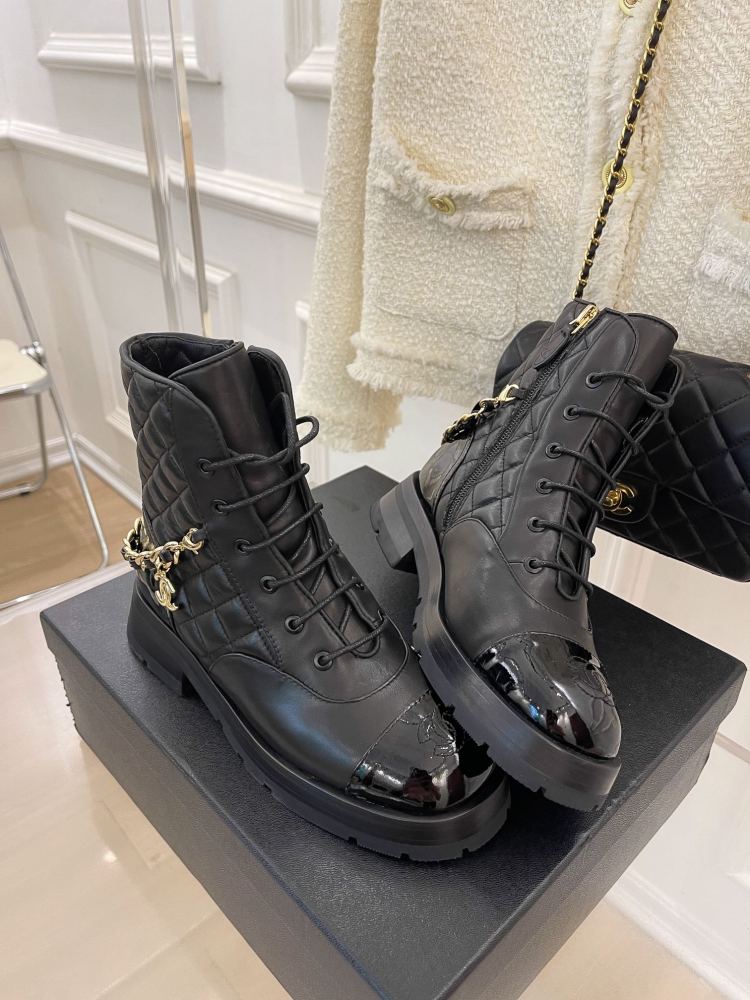 Chanel 22ss new  boots