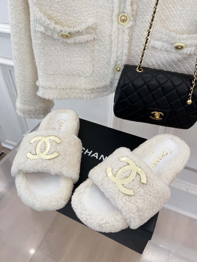 Chanel Double C  slippers