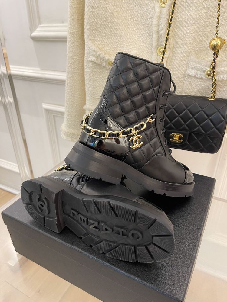Chanel 22ss new  boots