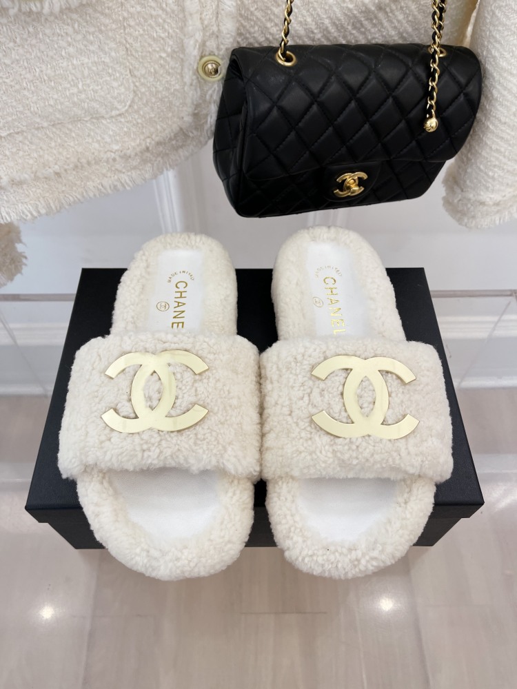 Chanel Double C  slippers