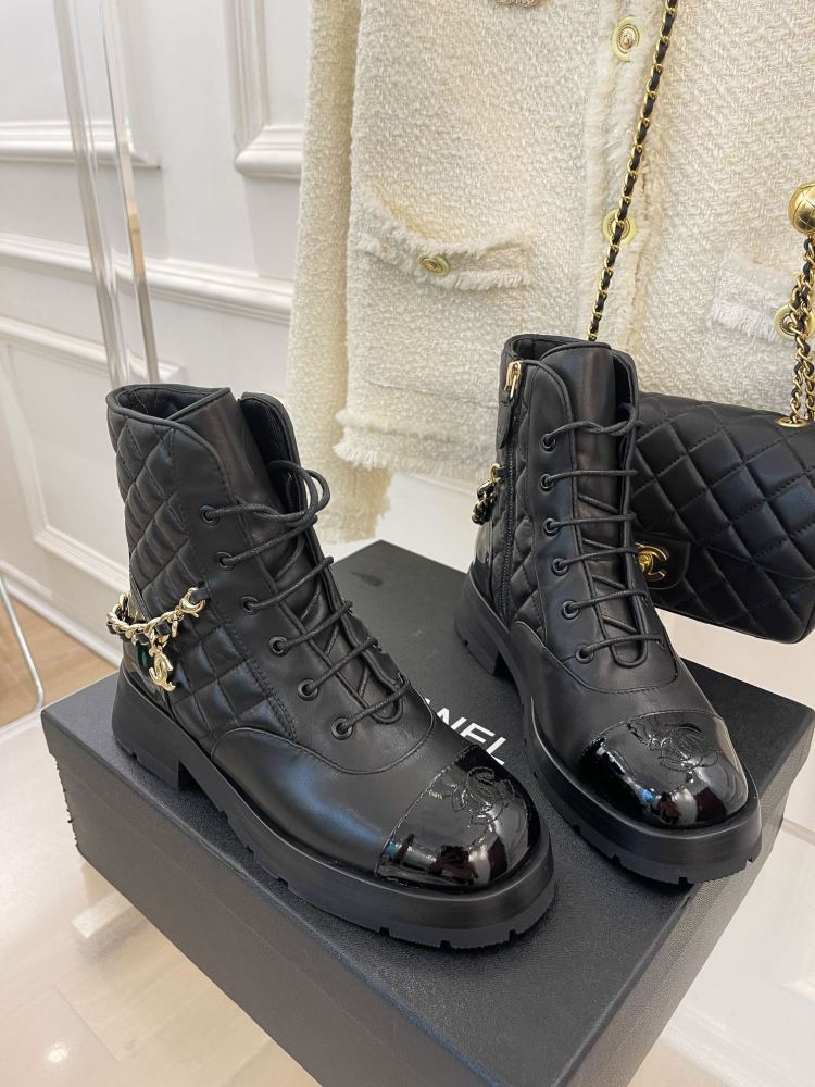 Chanel 22ss new  boots