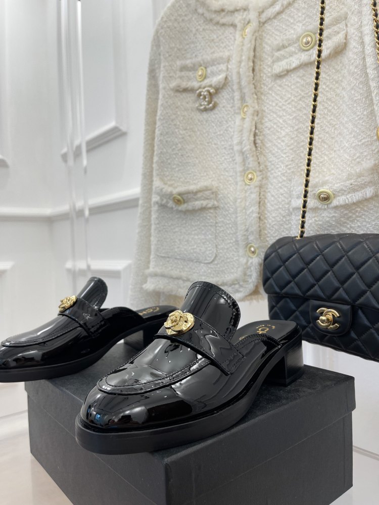 Chanel 23C new rhombus pattern chunky heel loafers slippers