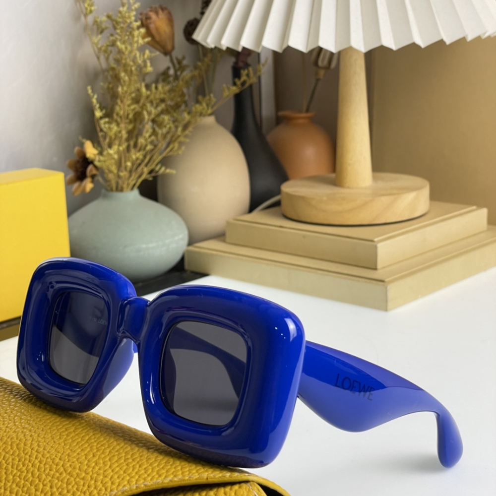 LOEWE Sunglasses