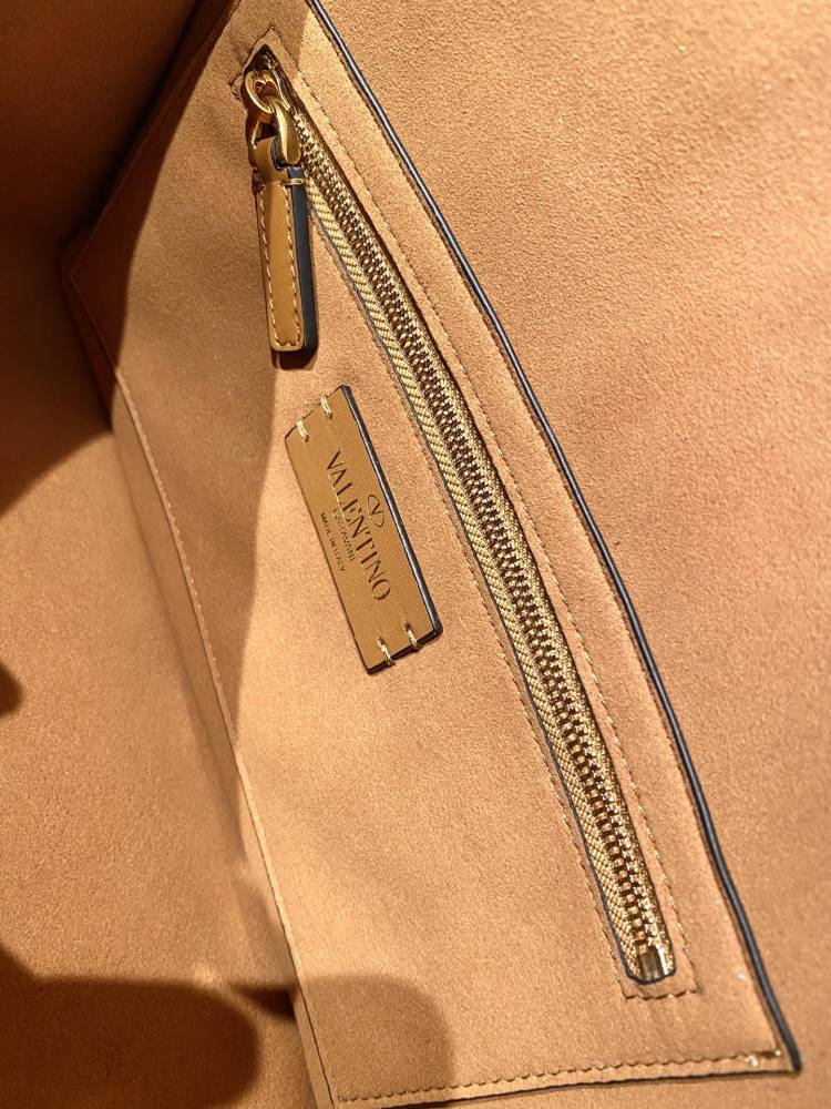 VALENTINO Garavani VSLING 0082 Mirror Boutique