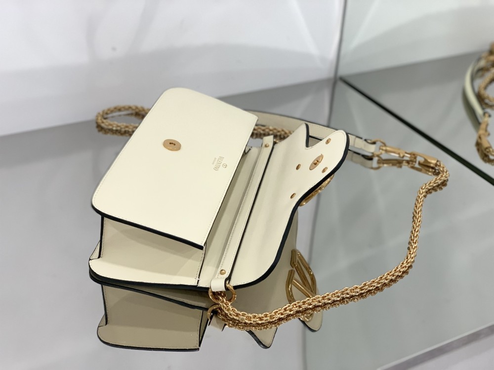 VALENTINO  Loco baguette 1133 Mirror Boutique