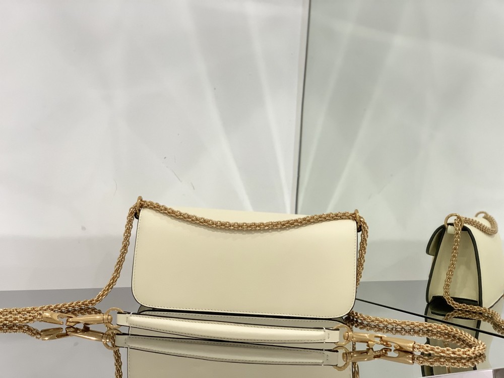 VALENTINO  Loco baguette 1133 Mirror Boutique