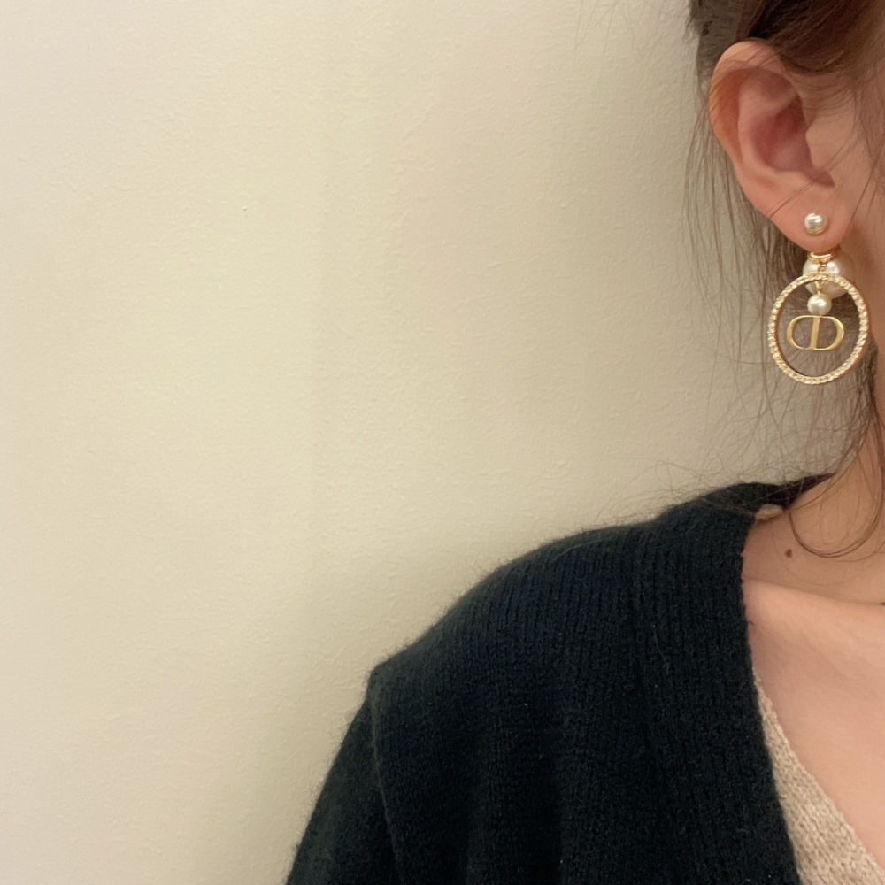 DIOR stud earrings