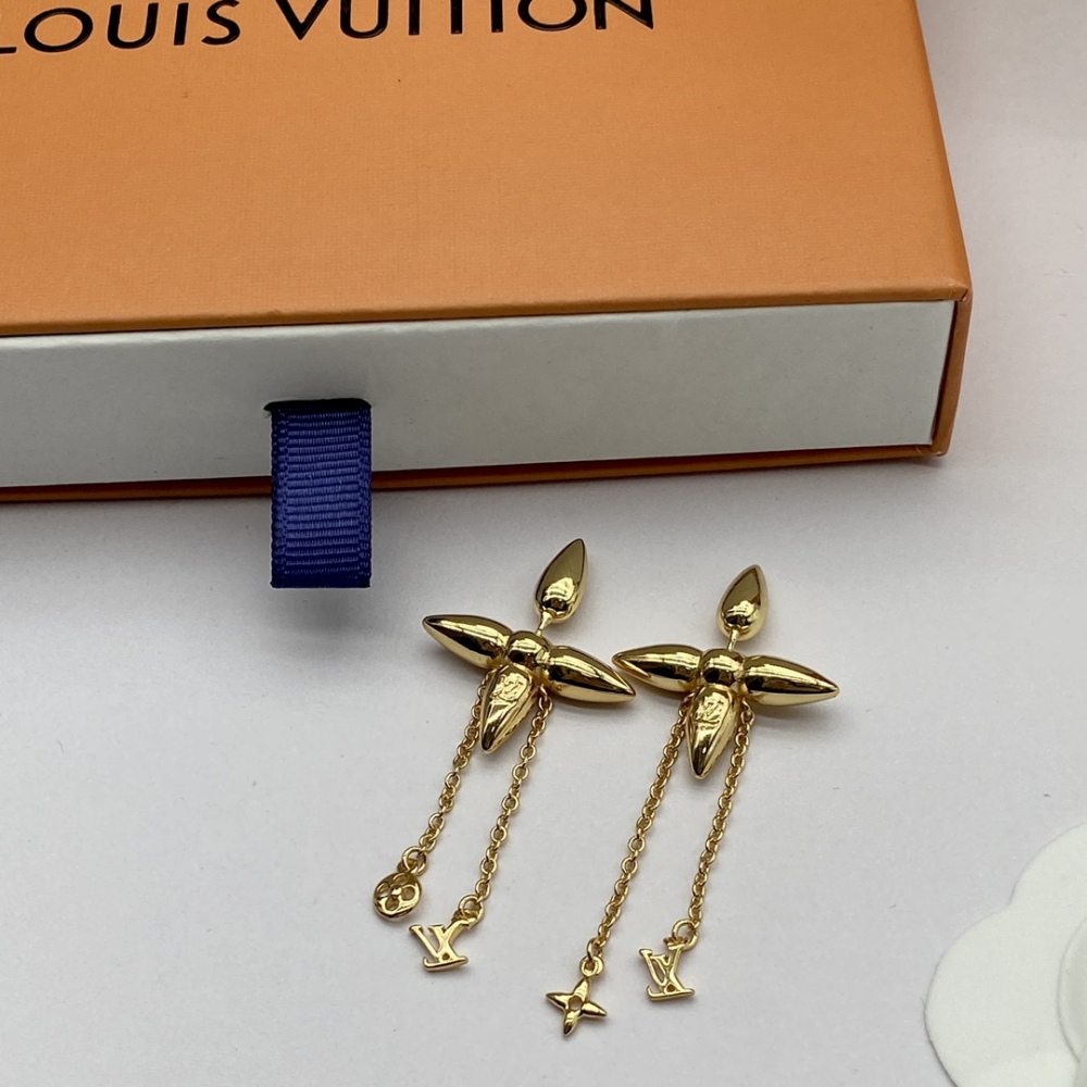 Louis Vuitton LV stud earrings