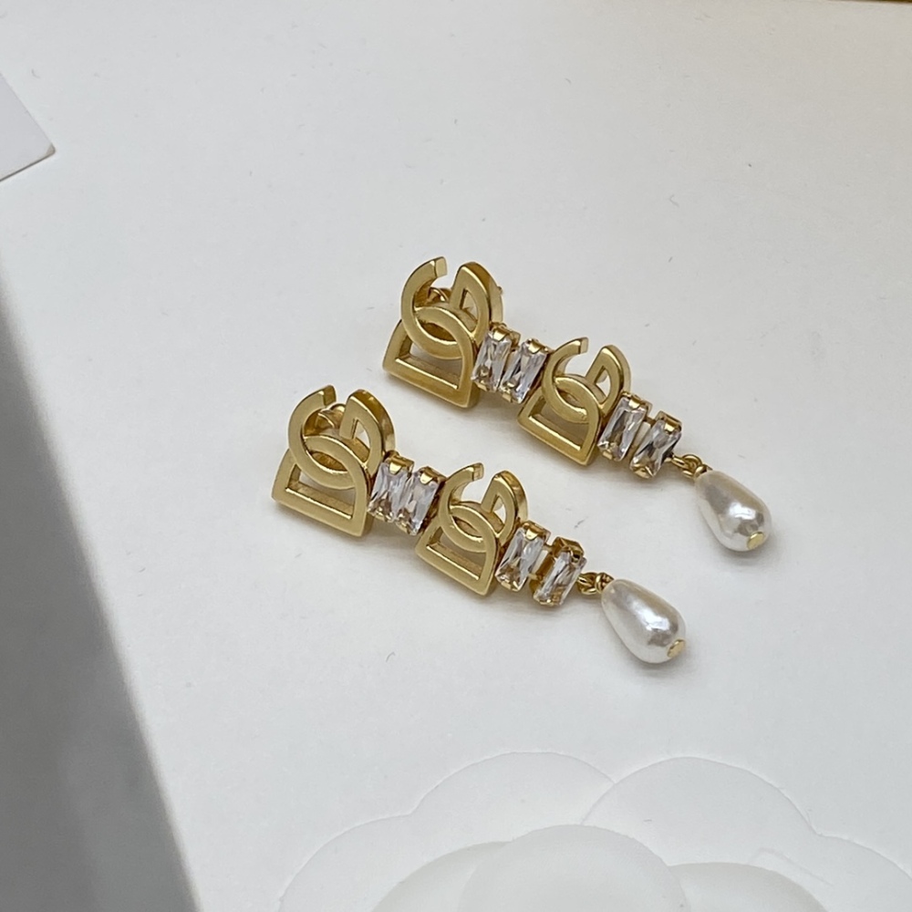DG stud earrings