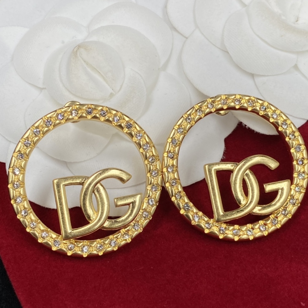 DG stud earrings