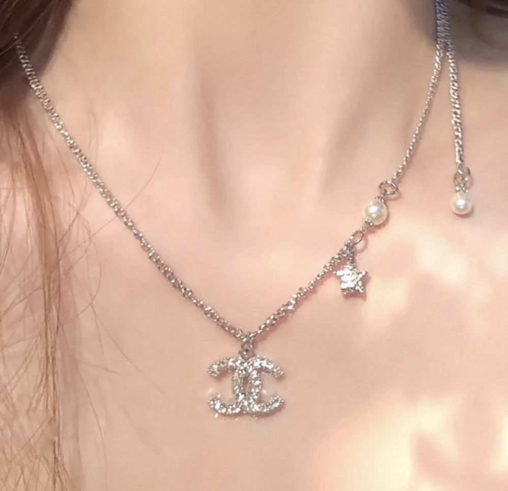 CHANEL necklace