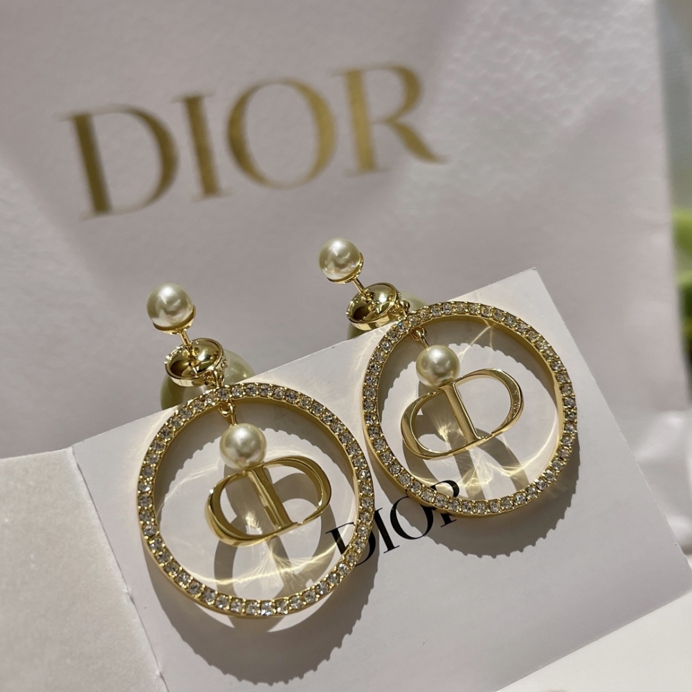 DIOR stud earrings