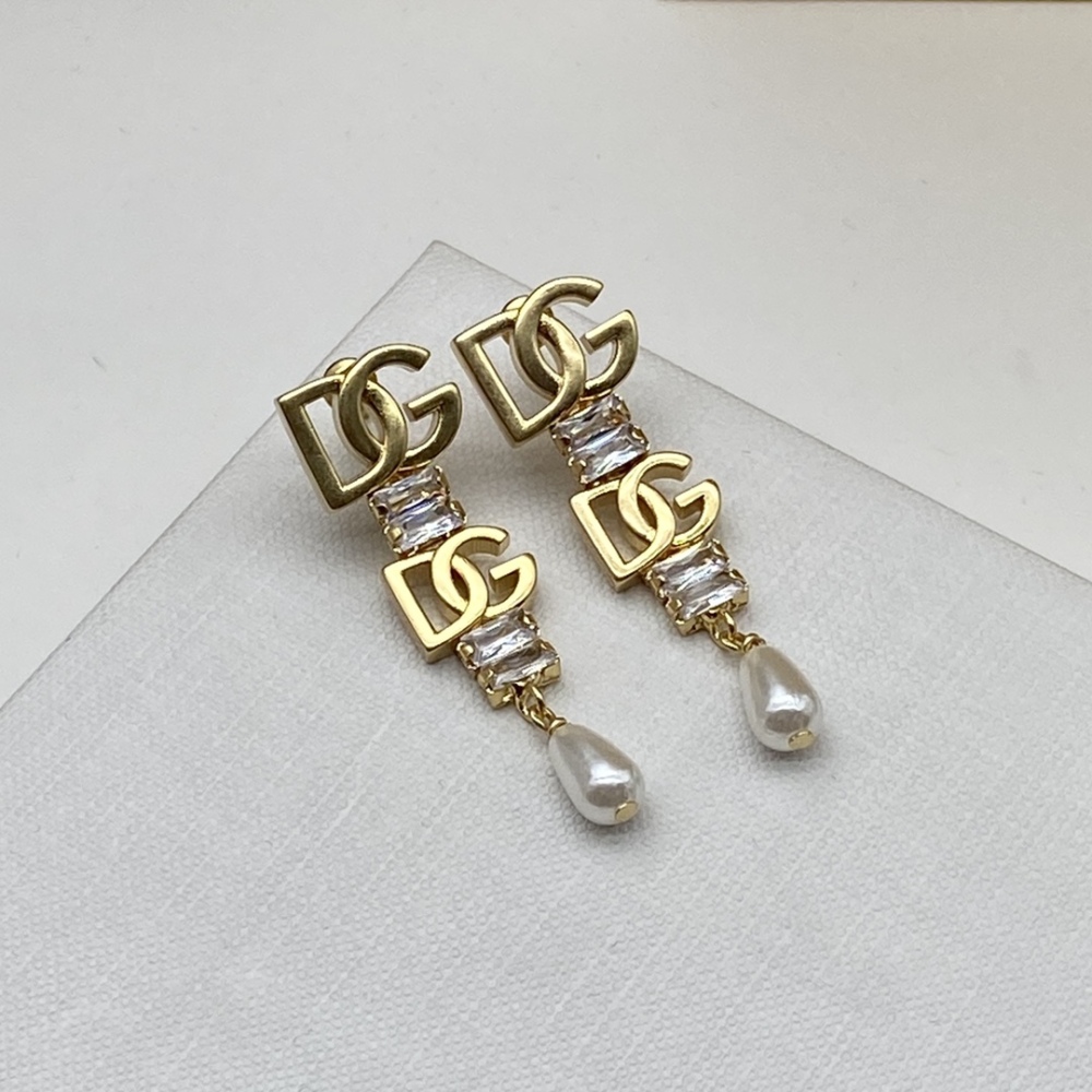 DG stud earrings