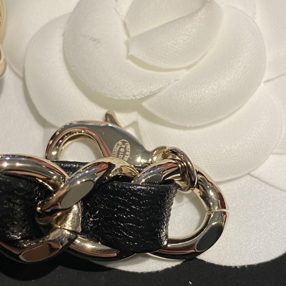 CHANEL necklace