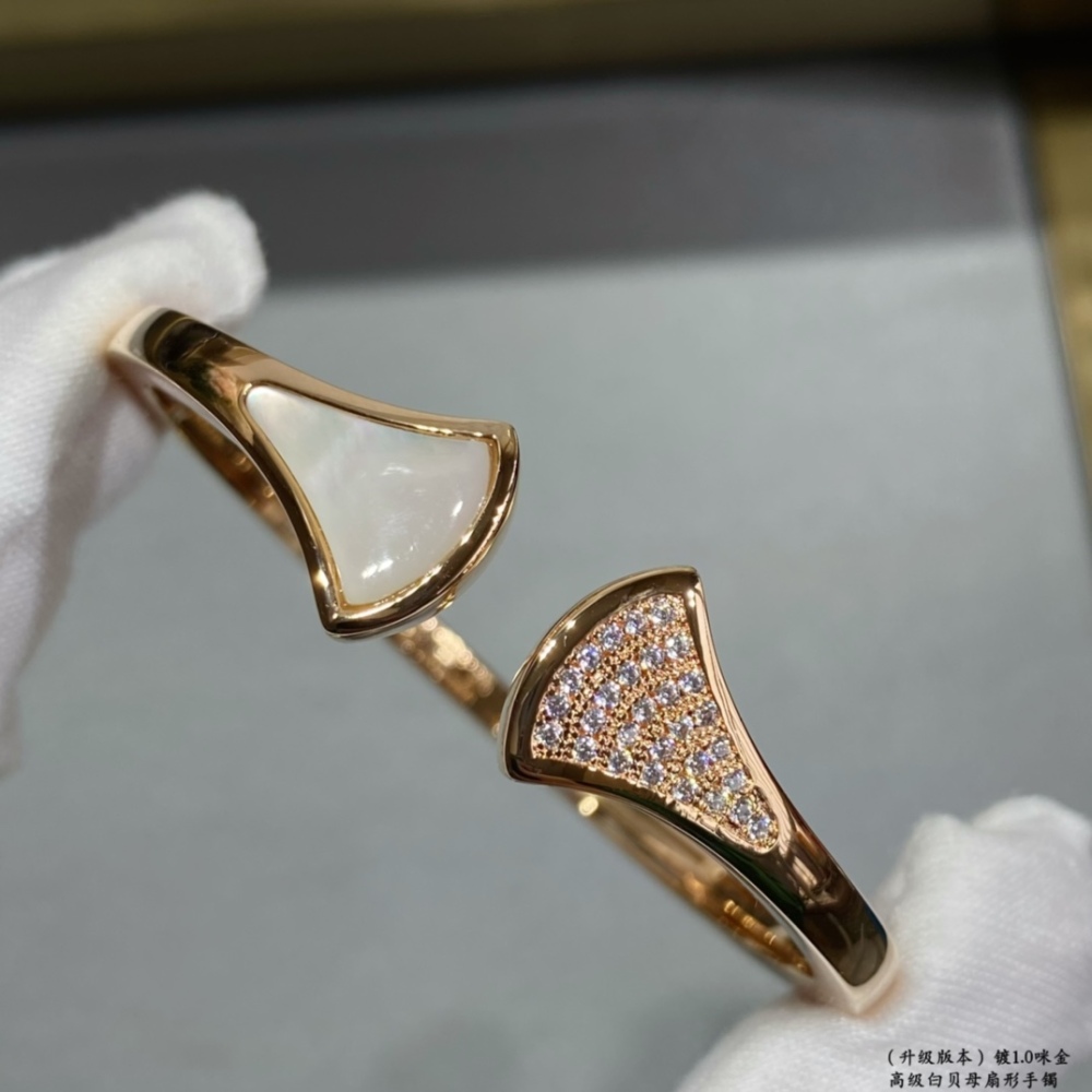 Bvlgari Classic bracelet