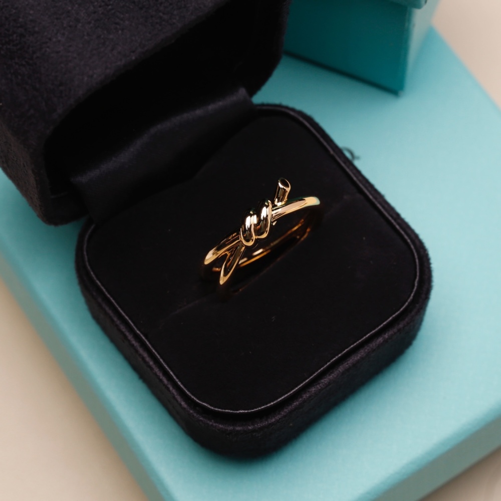 Tiffany ring