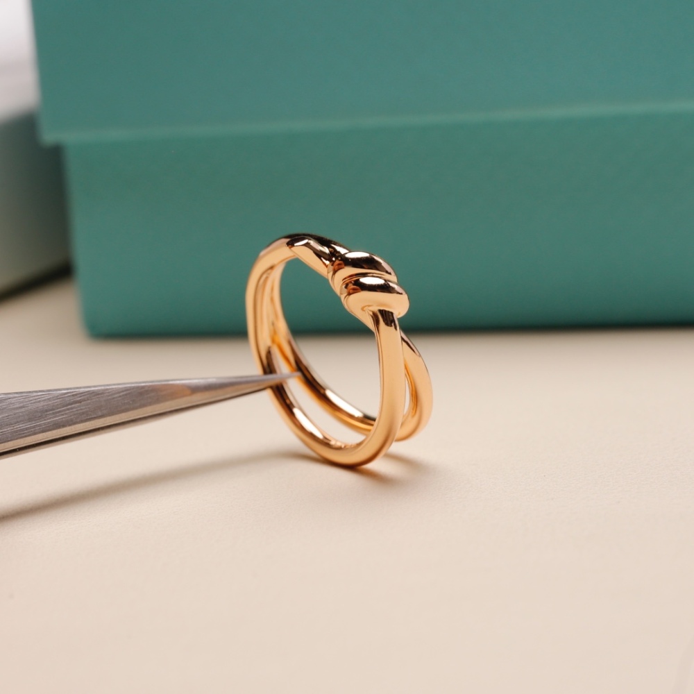 Tiffany ring