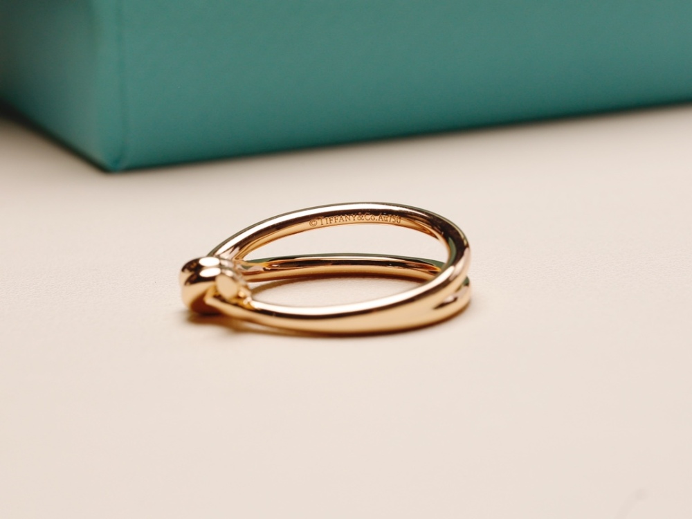 Tiffany ring