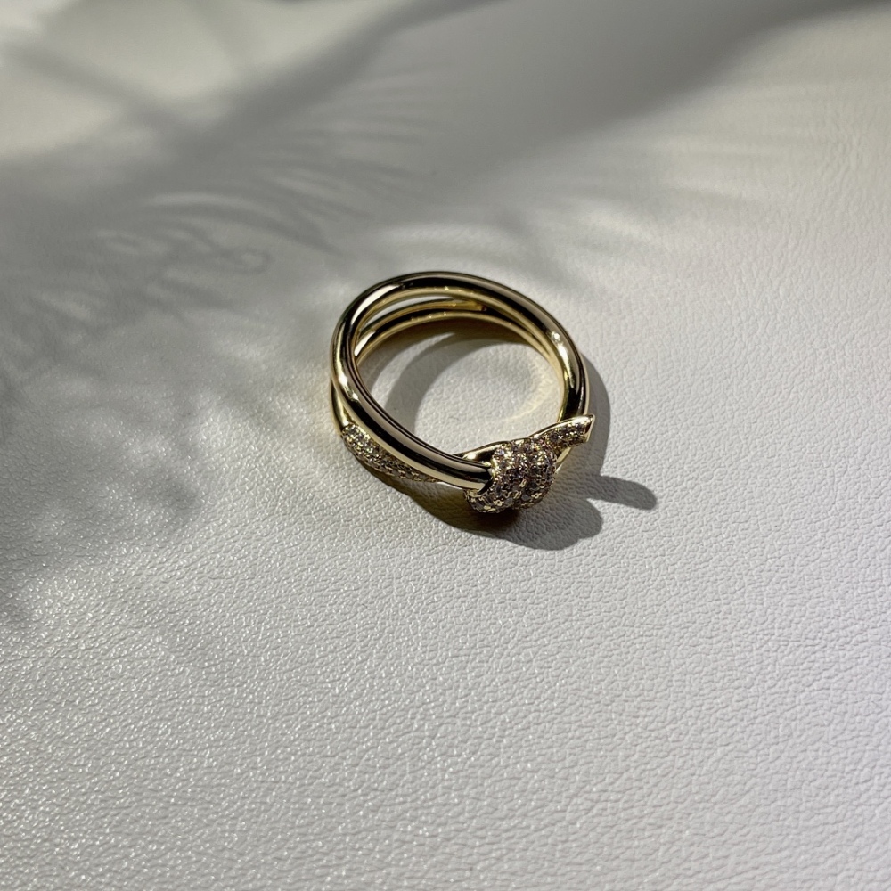 Tiffany ring