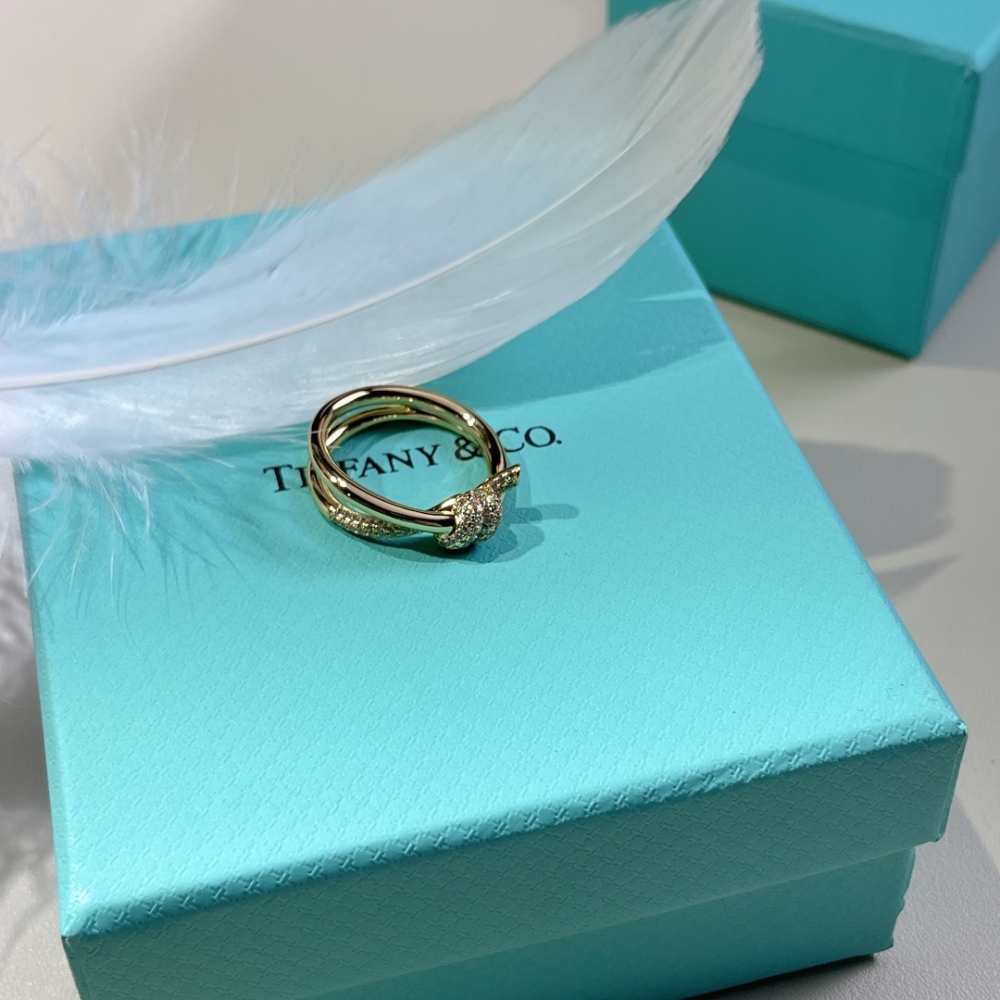 Tiffany ring