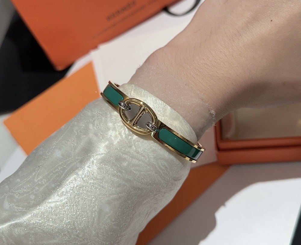 Hermes bracelet